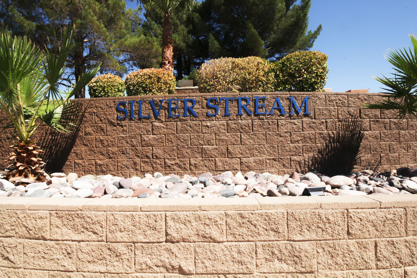 Silver Stream Apartments