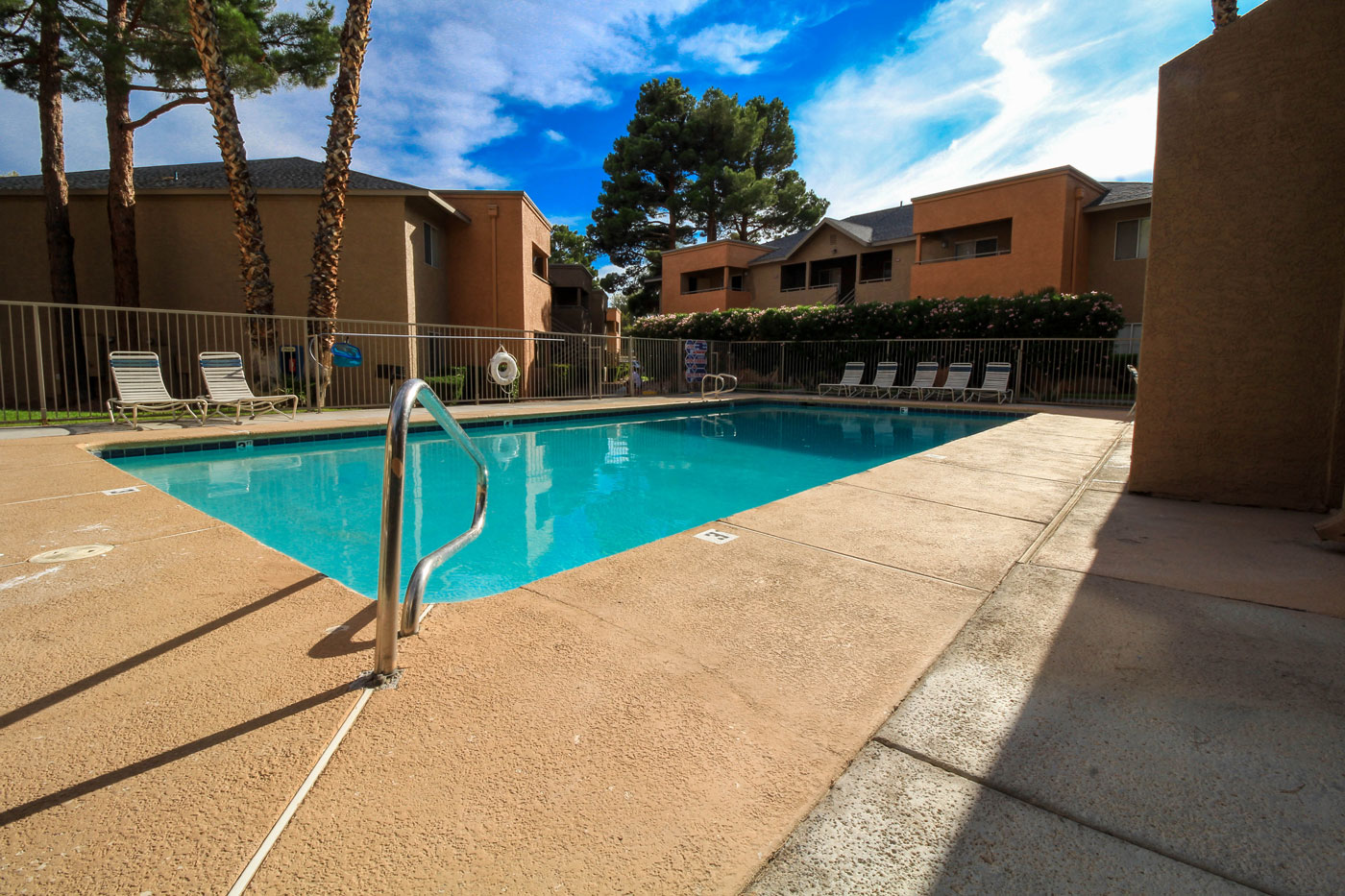 Silver Stream Apartments Pool