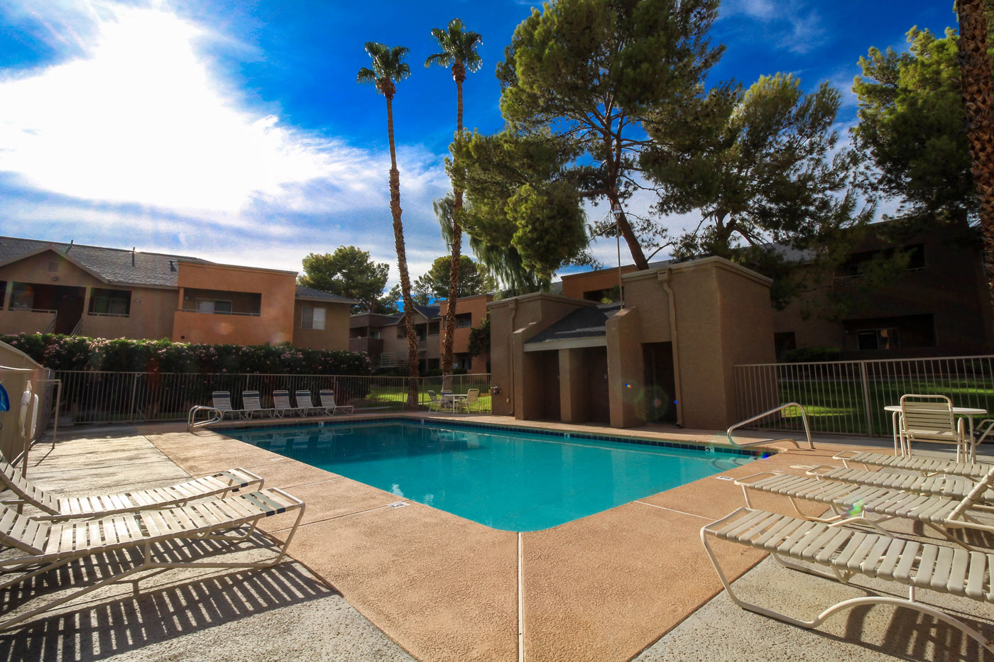 Silver Stream Apartments Pool